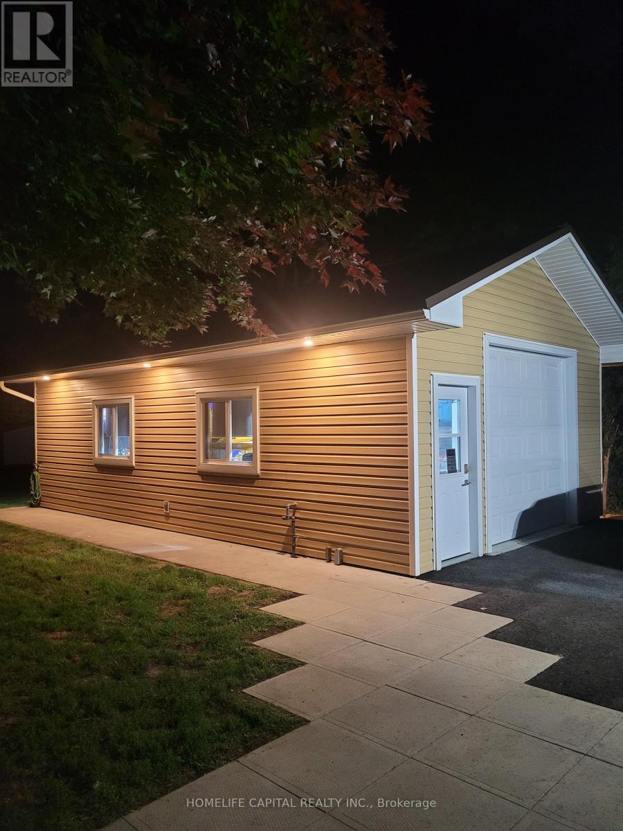 2515 Gravelle Crescent