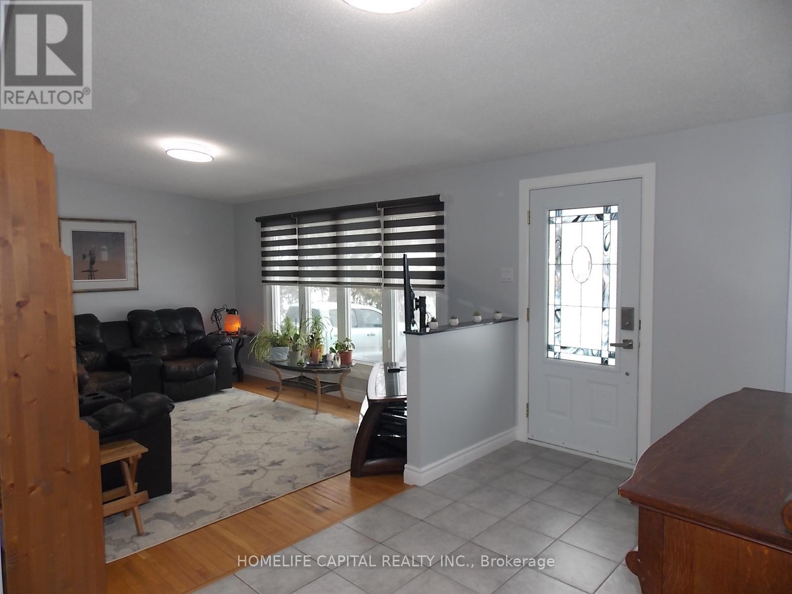 2515 Gravelle Crescent