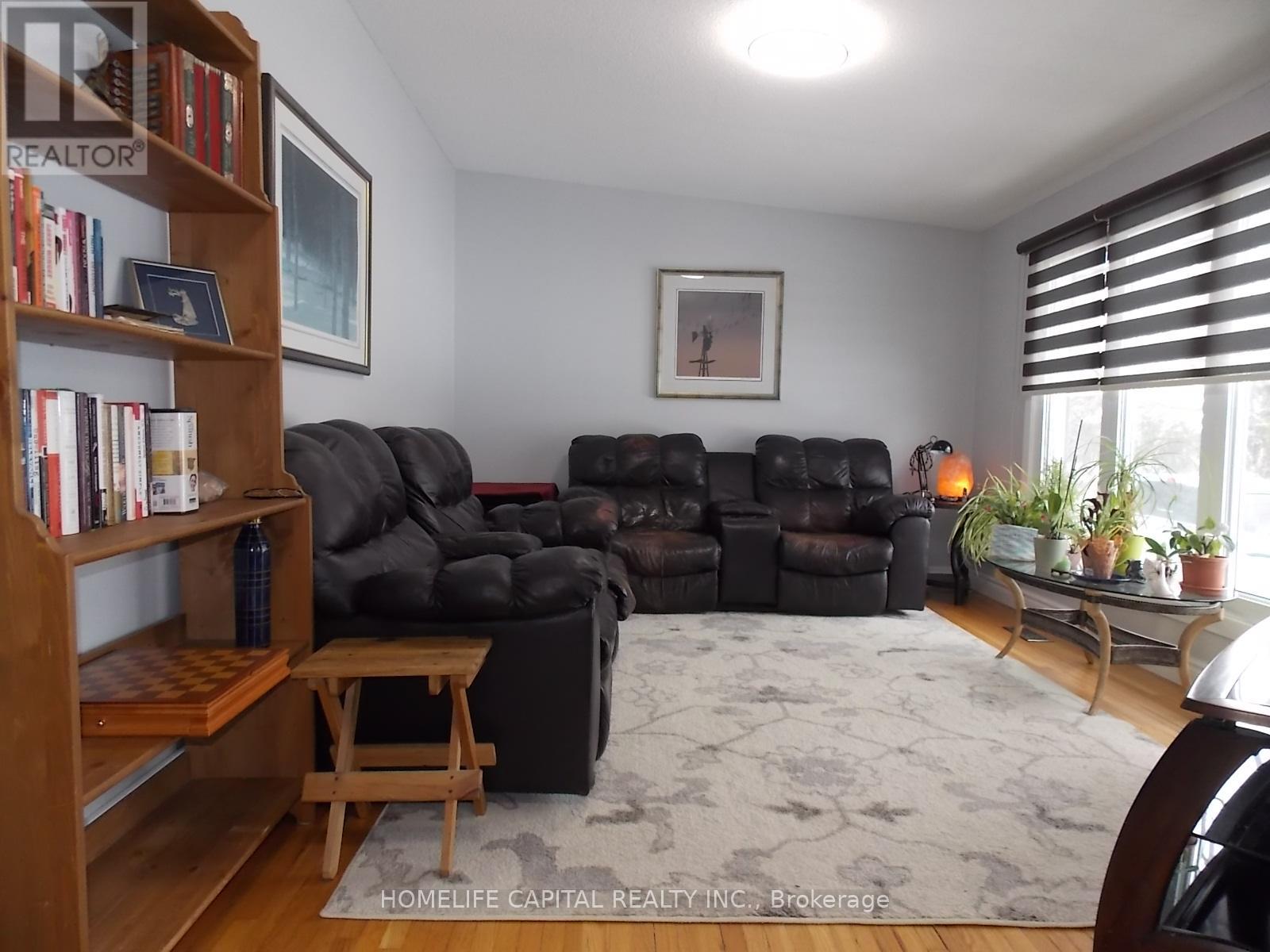 2515 Gravelle Crescent