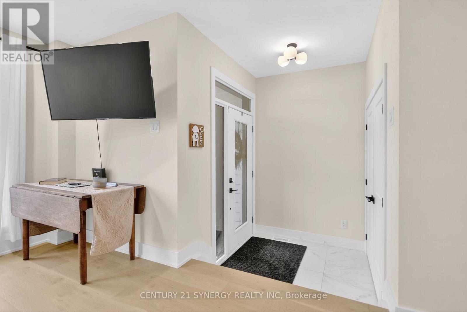 116 King George Street