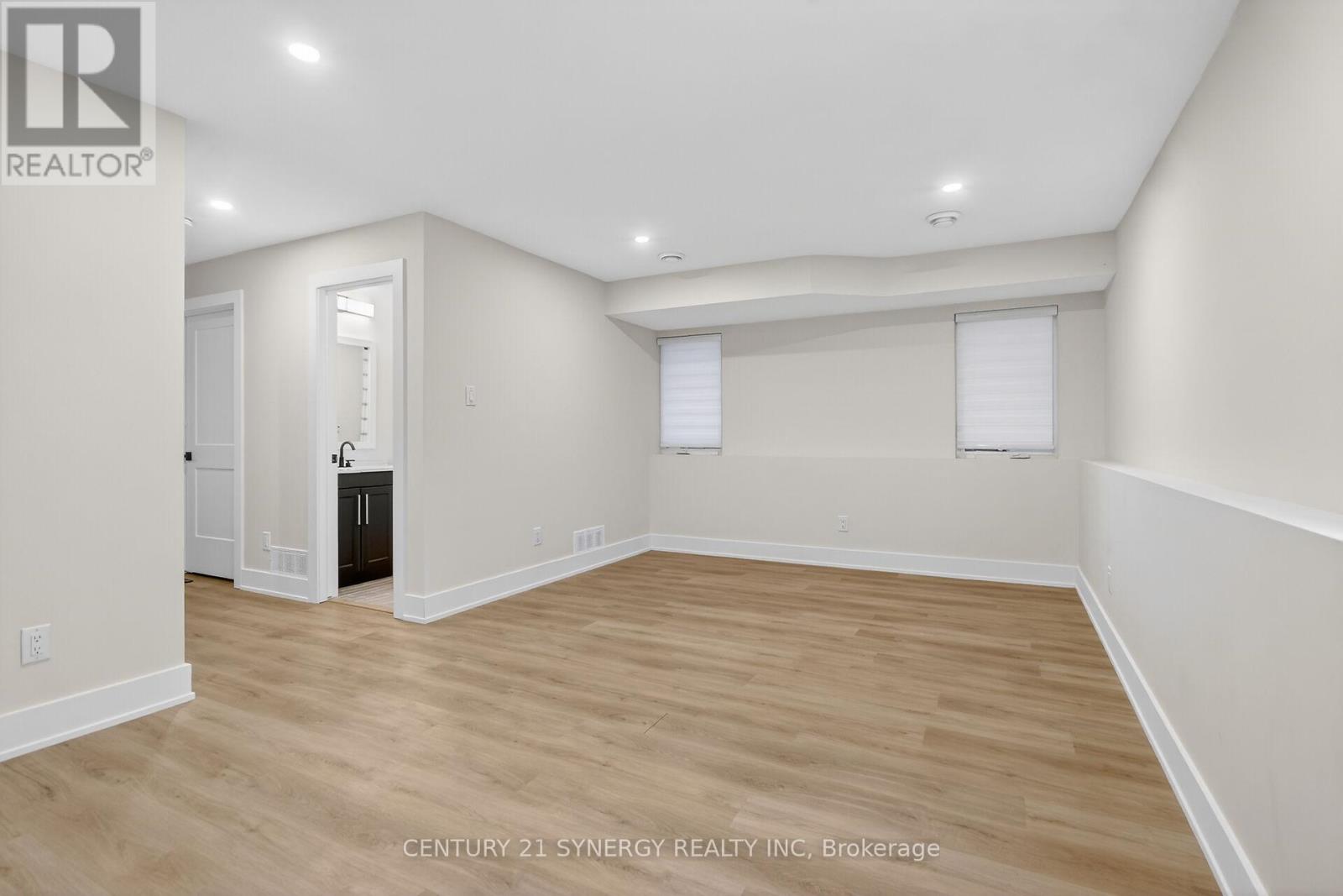 116 King George Street