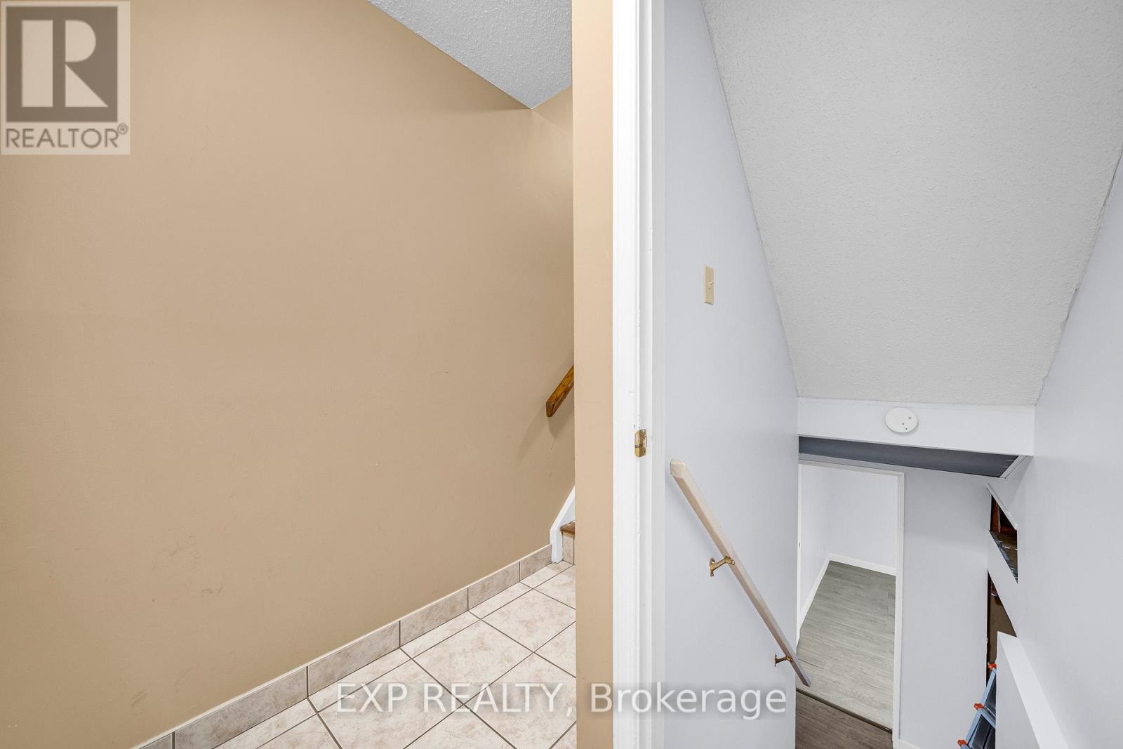 4 Huntersfield Drive