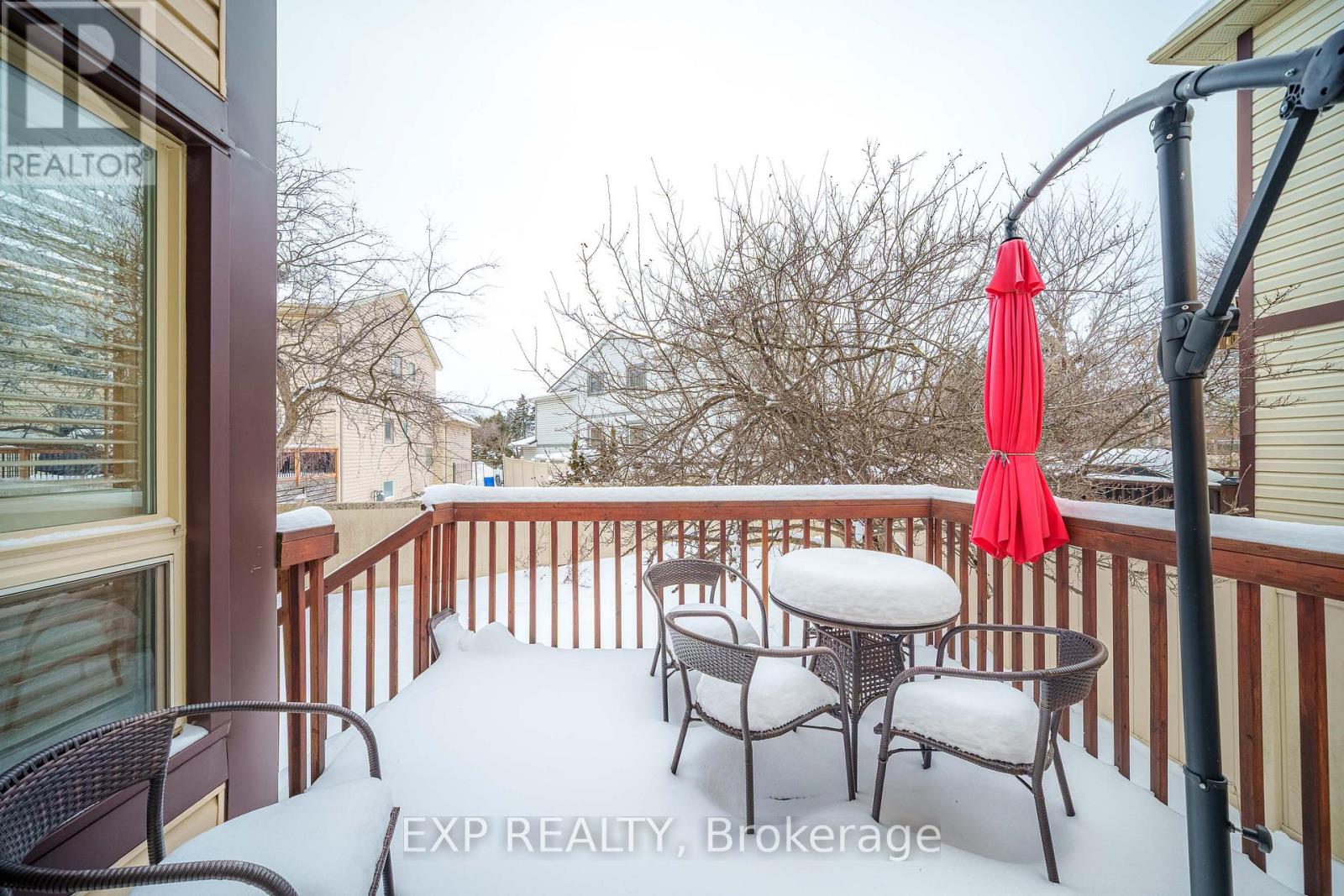 4 Huntersfield Drive