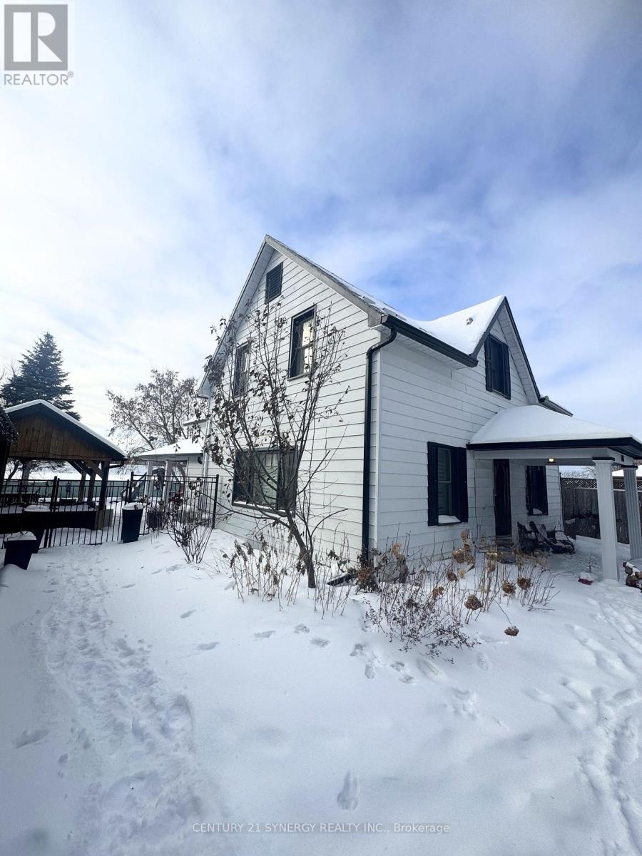 103 Queen Charlotte Street