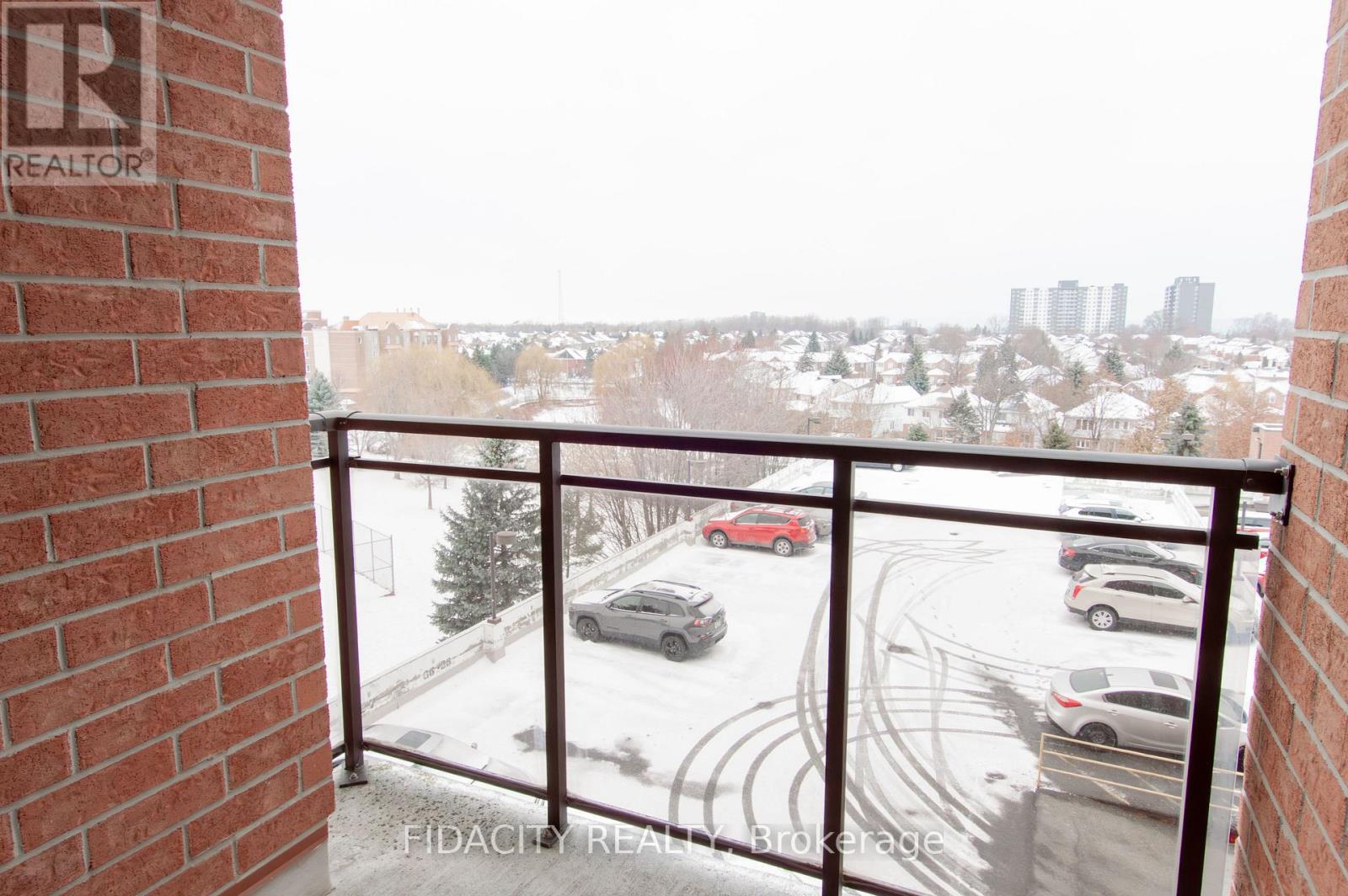 6e - 310 Central Park Drive