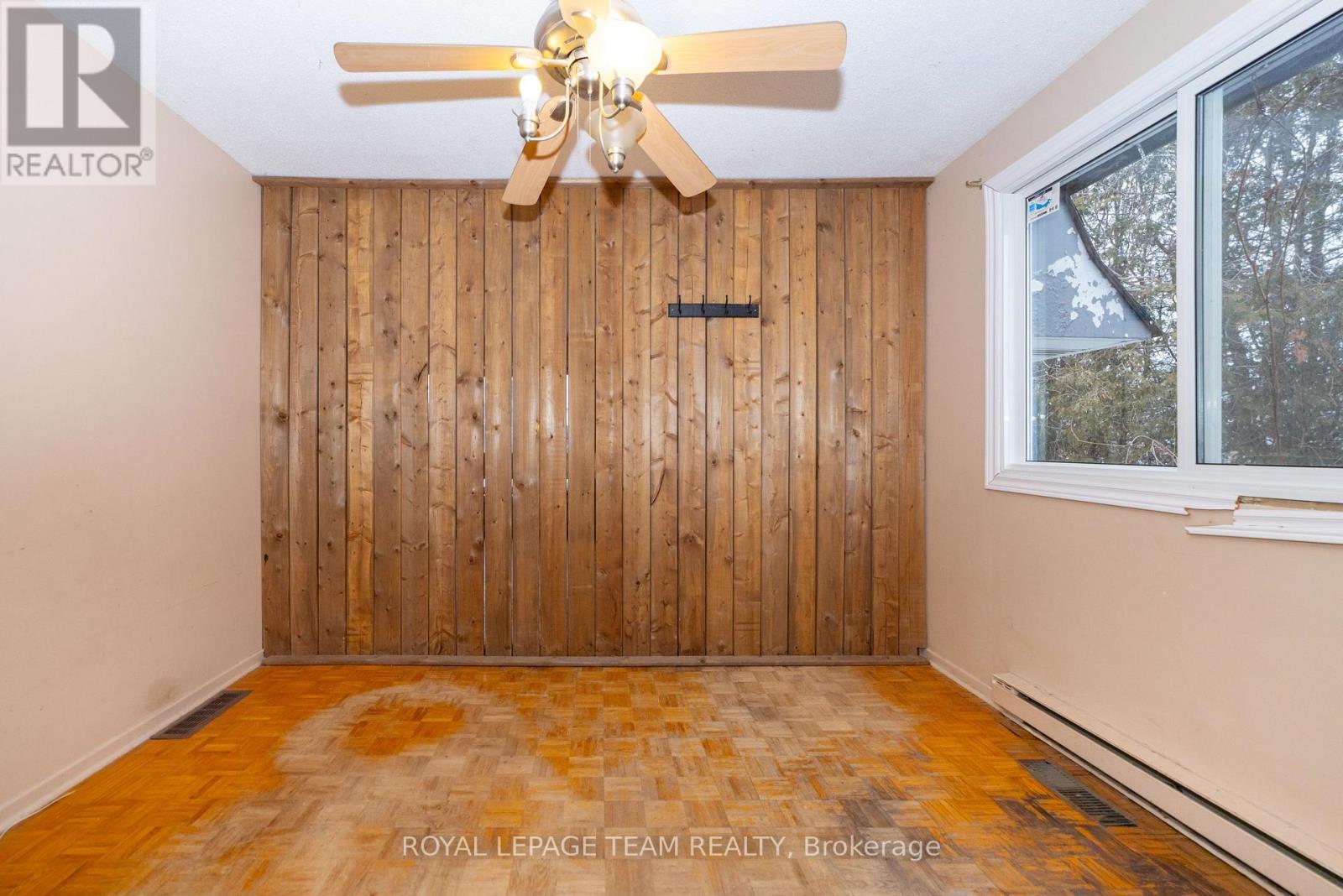 7 Coolbrook Cr Crescent