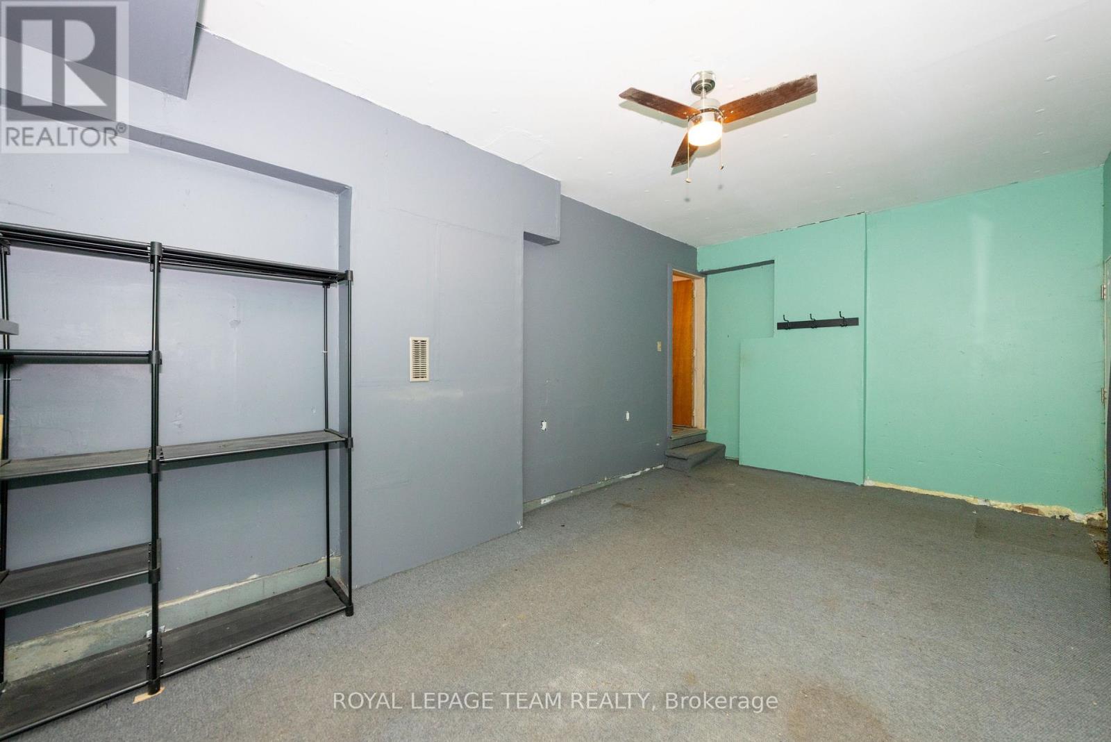 7 Coolbrook Cr Crescent