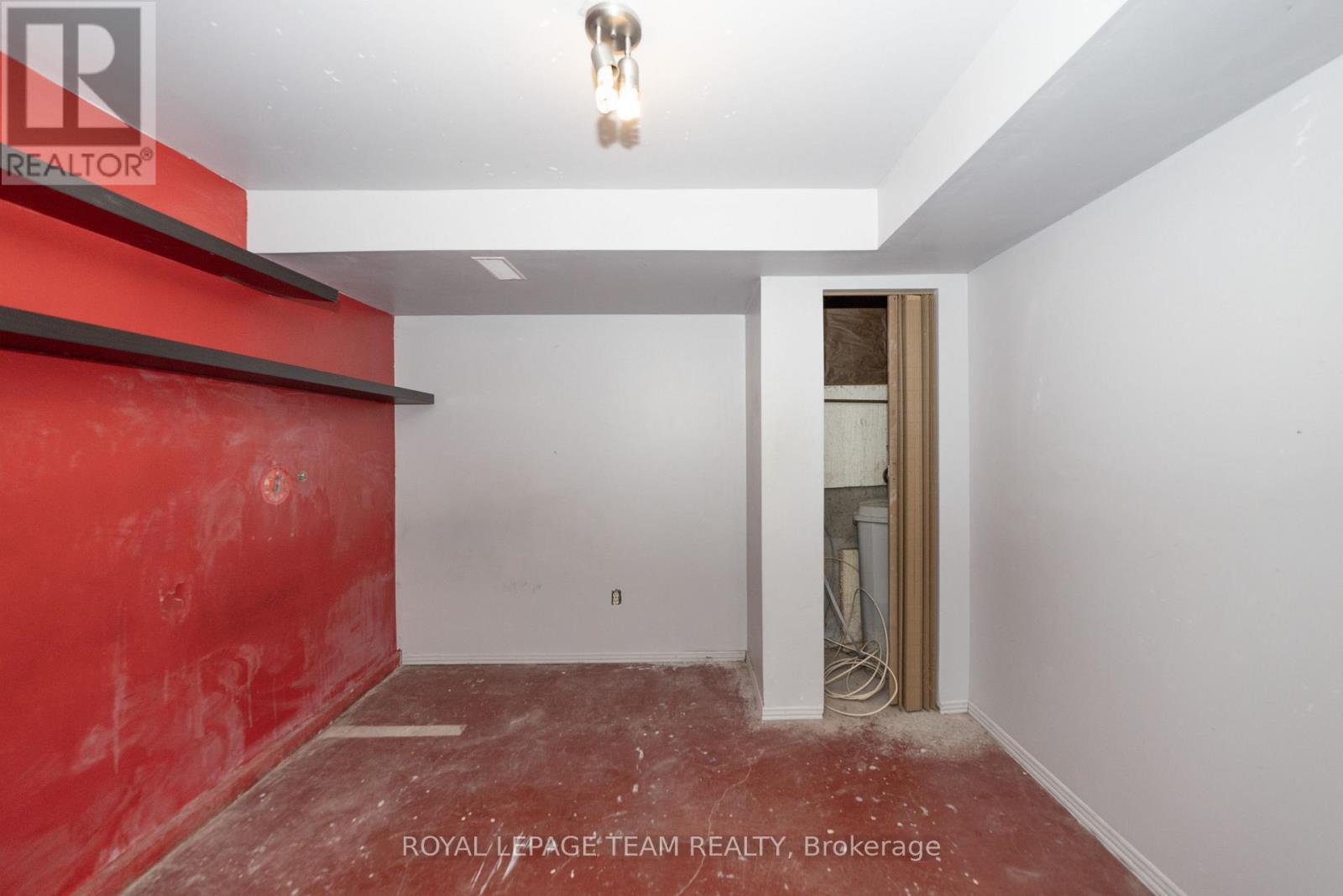 7 Coolbrook Cr Crescent