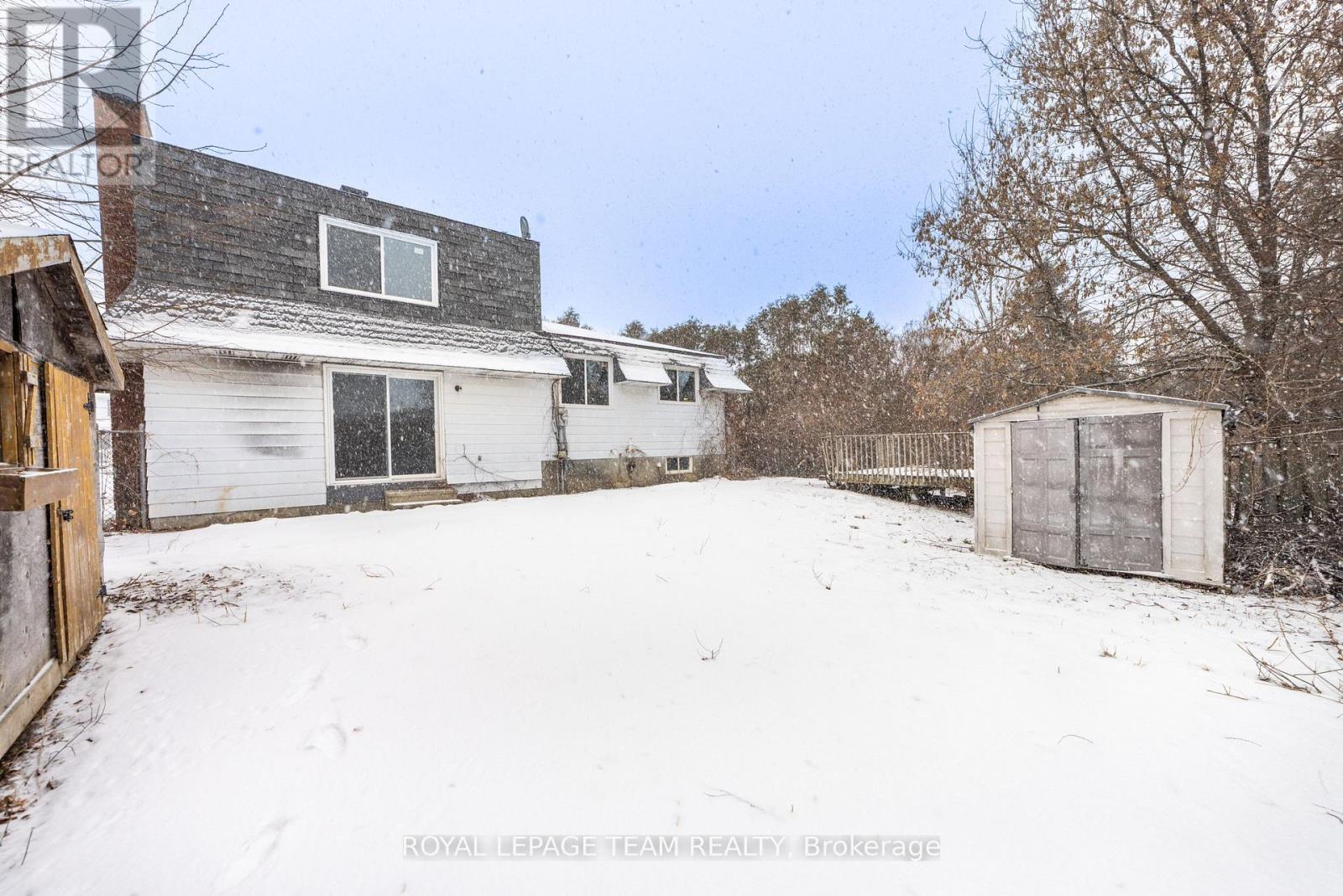 7 Coolbrook Cr Crescent