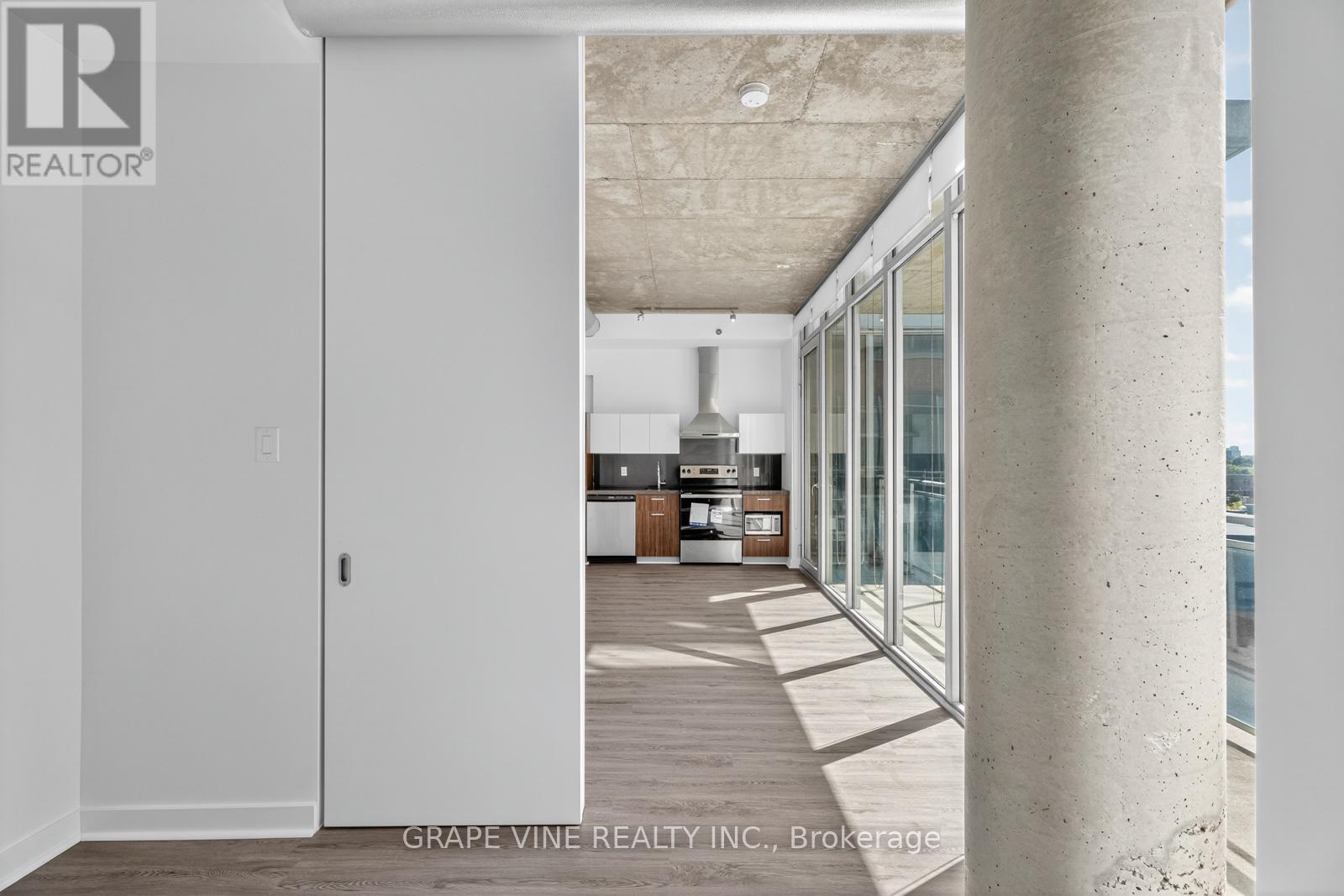 750 - 340 Mcleod Street