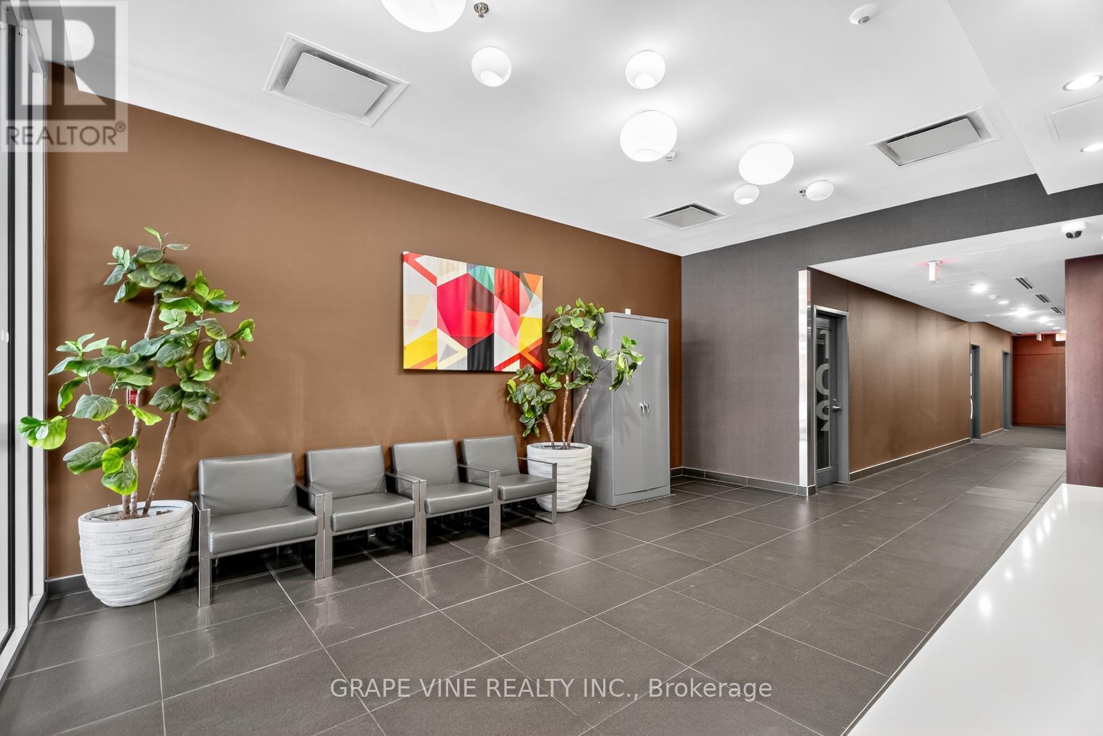 750 - 340 Mcleod Street