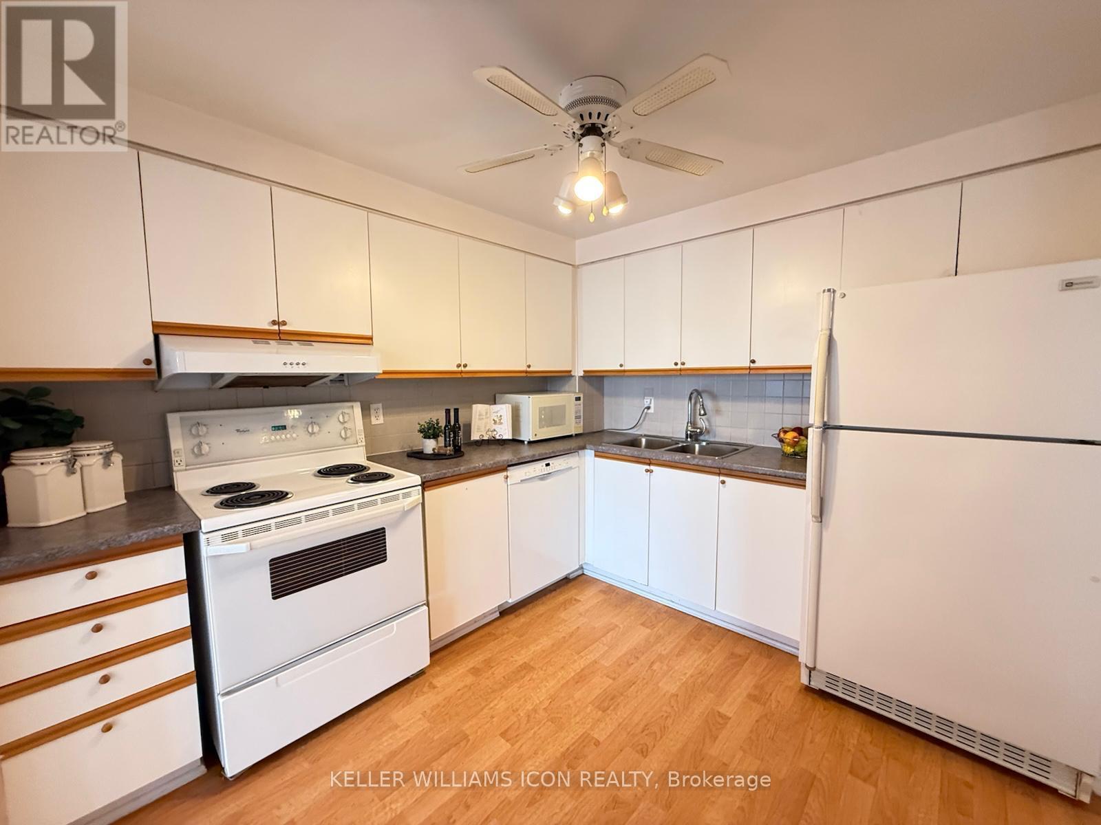 702 - 960 Teron Road