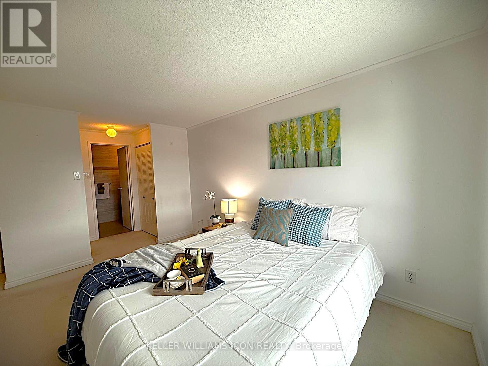 702 - 960 Teron Road