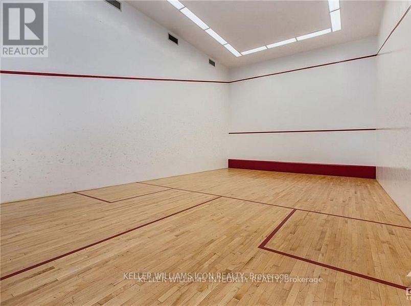 702 - 960 Teron Road