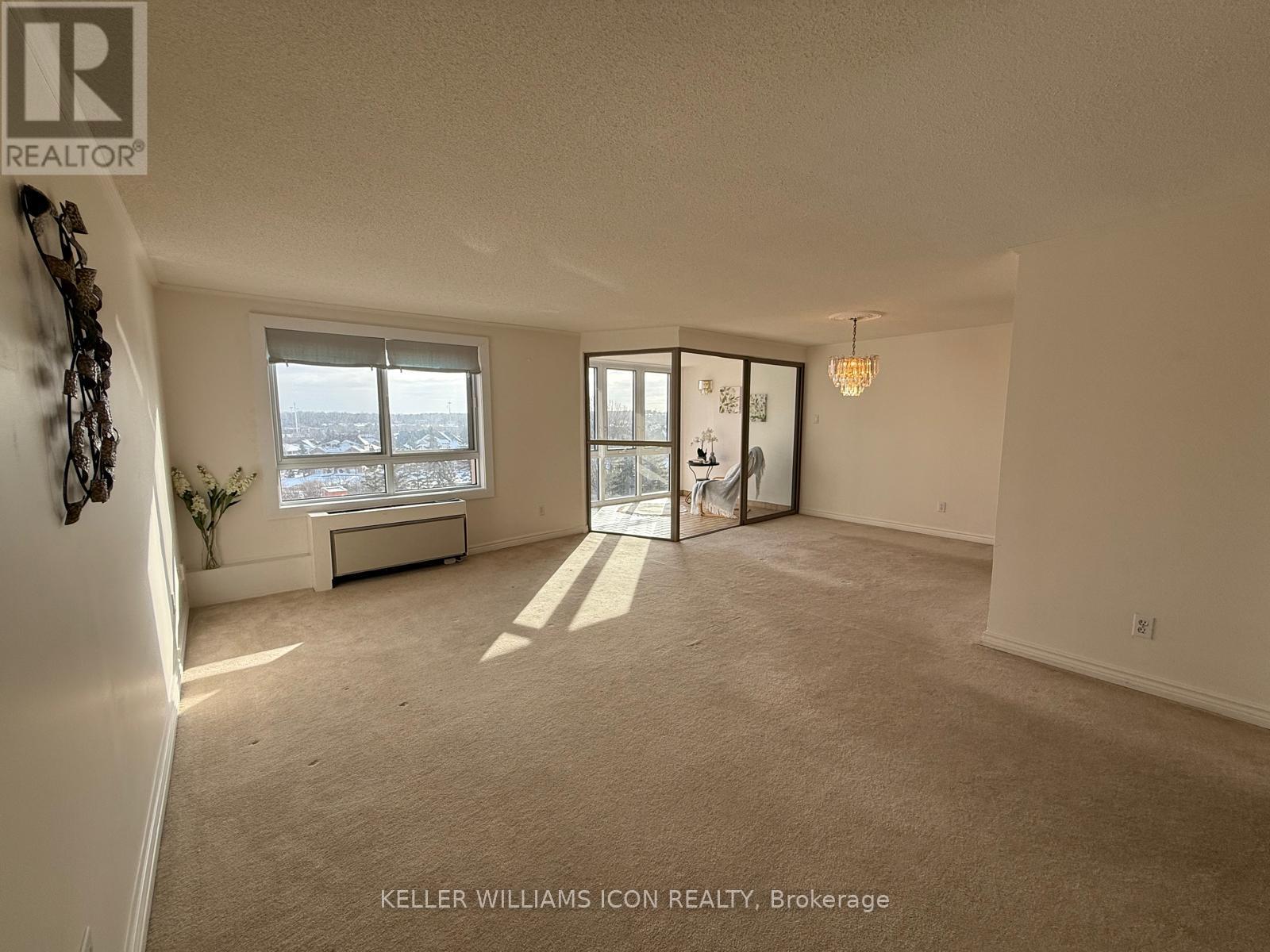 702 - 960 Teron Road