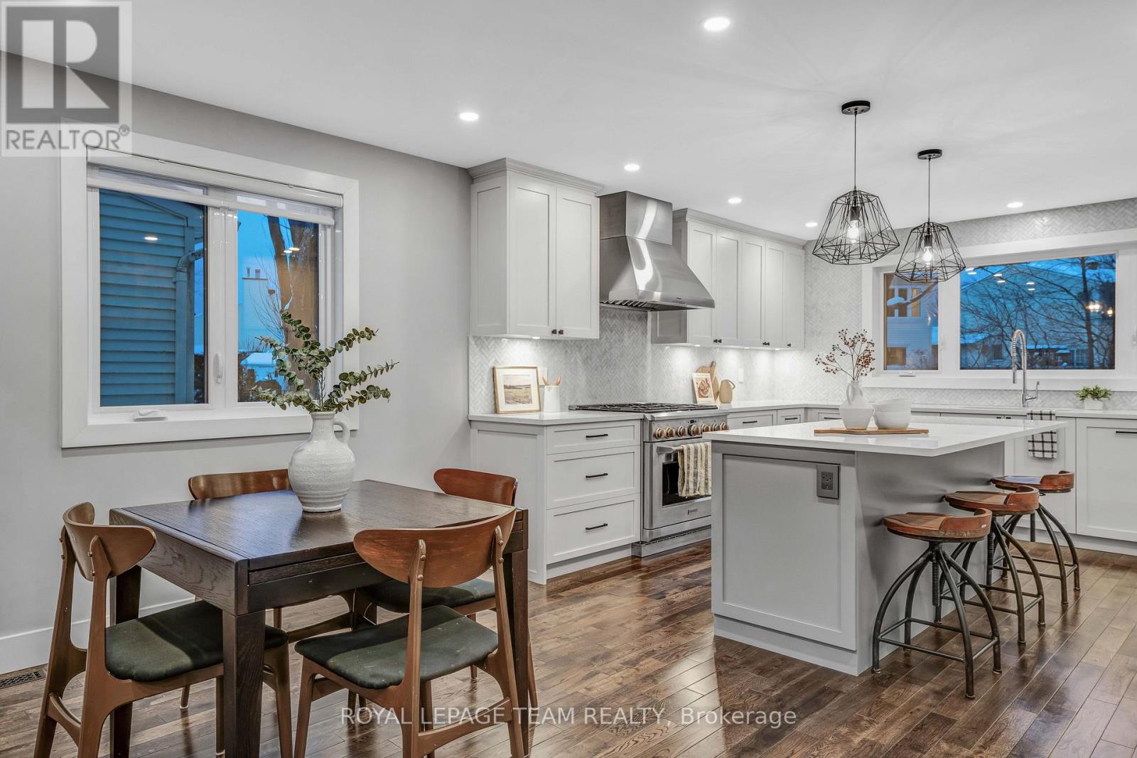 3831 Autumnwood Street