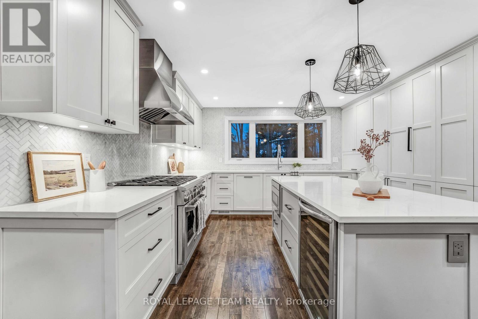 3831 Autumnwood Street