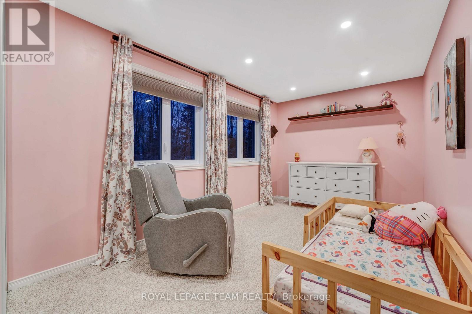 3831 Autumnwood Street