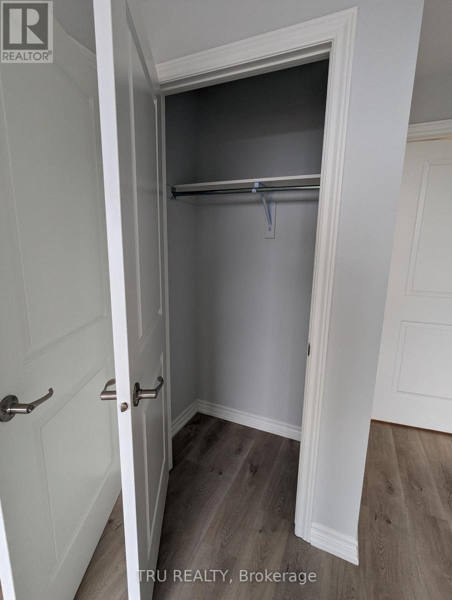 417 - 1350 Hemlock Road