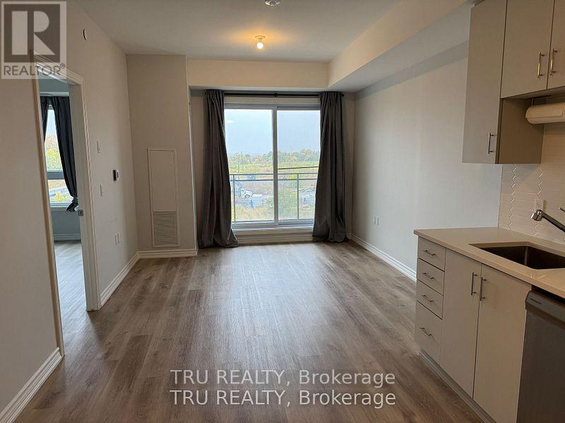 417 - 1350 Hemlock Road