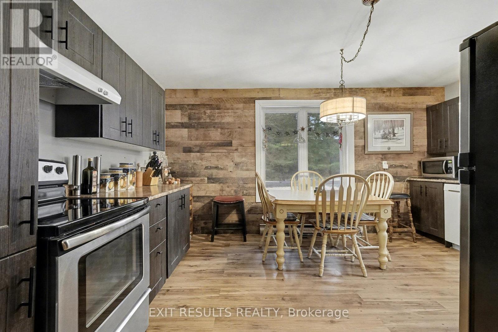 21111 Concession 8 Road