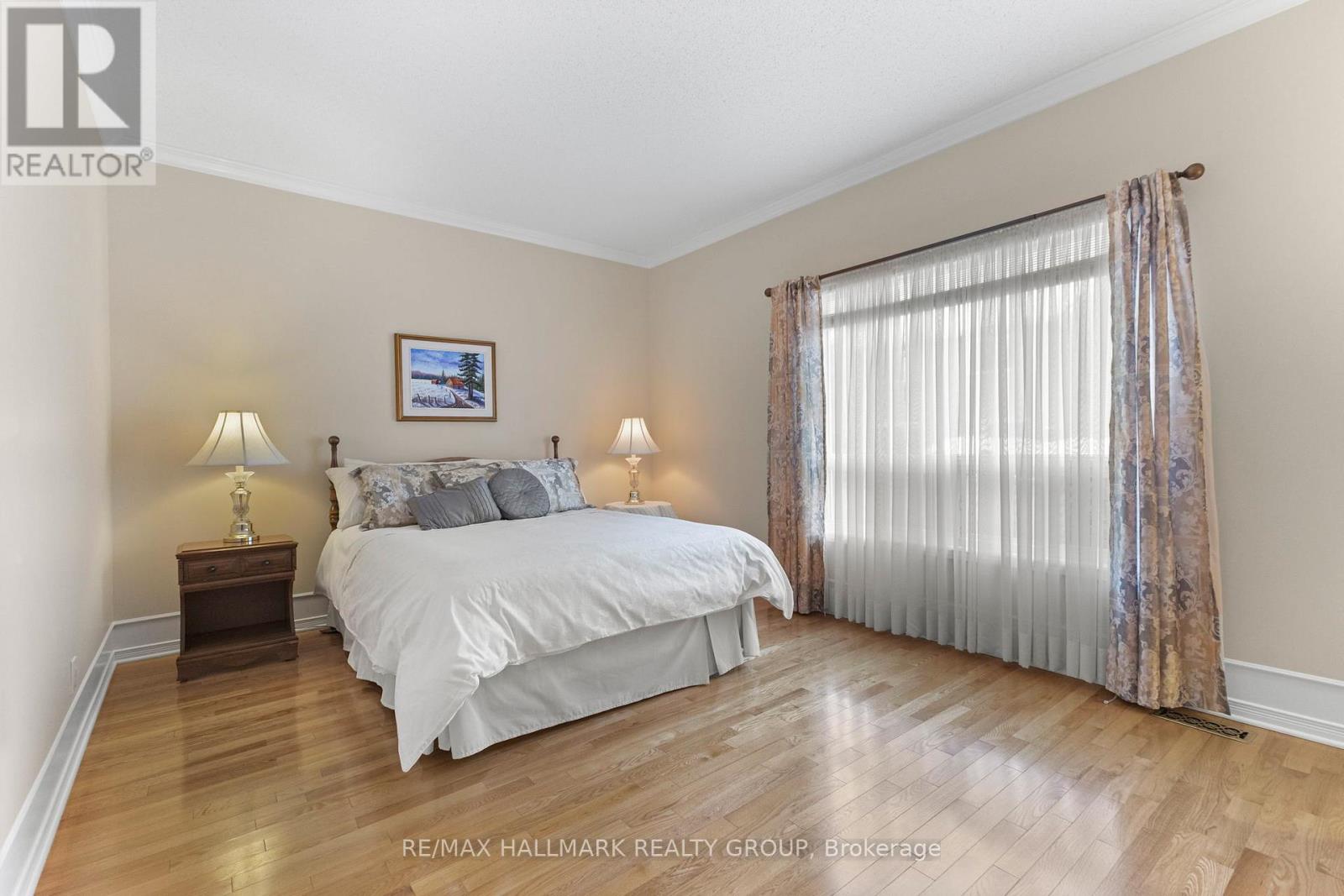 2202 Nature Trail Crescent