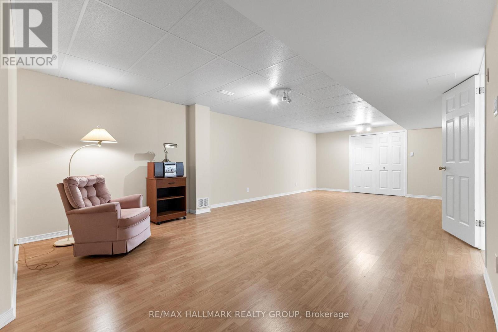 2202 Nature Trail Crescent