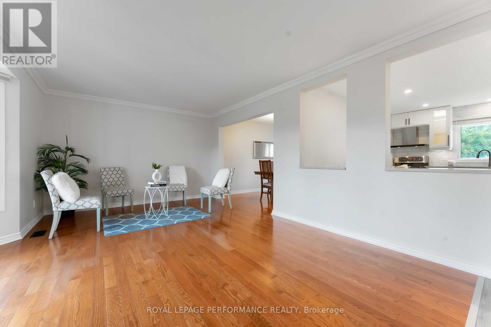 6345 Mattice Avenue N