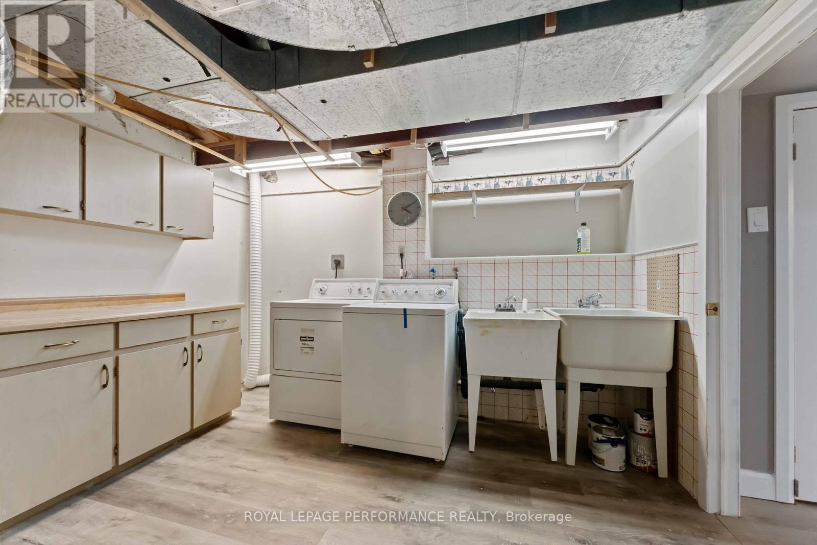 6345 Mattice Avenue N