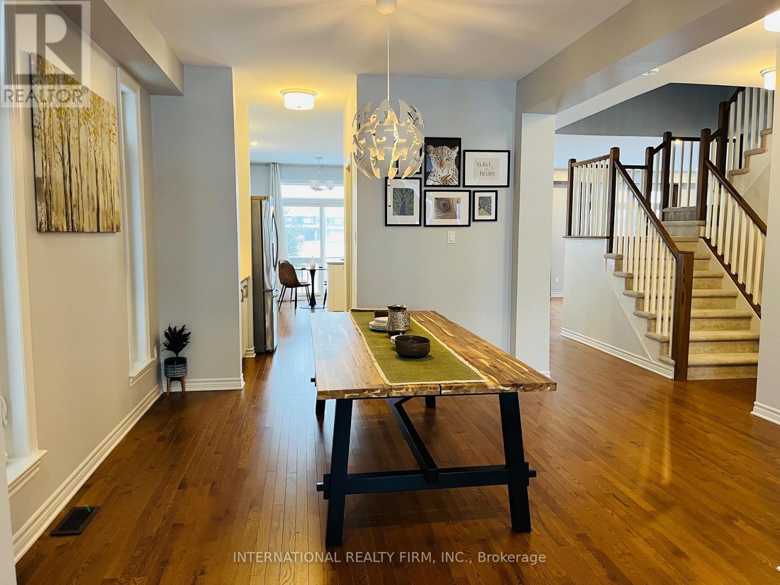 696 Moonflower Crescent