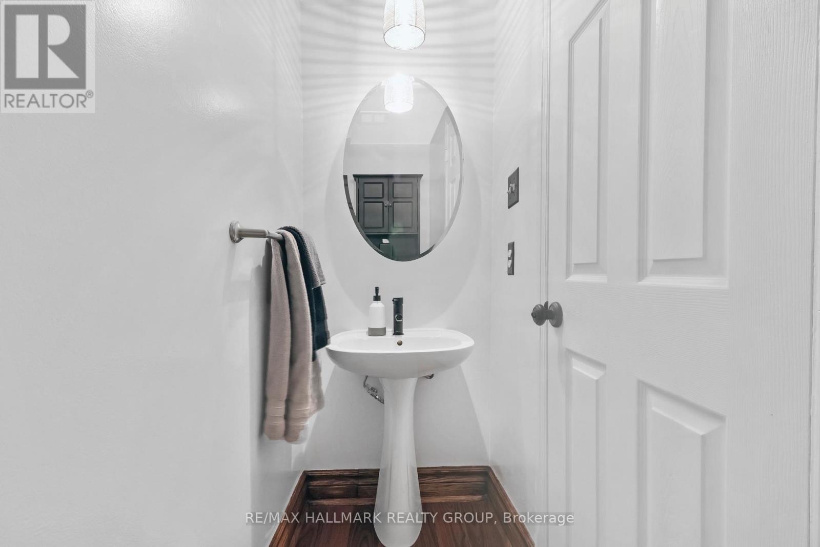 27 - 3205 Uplands Drive