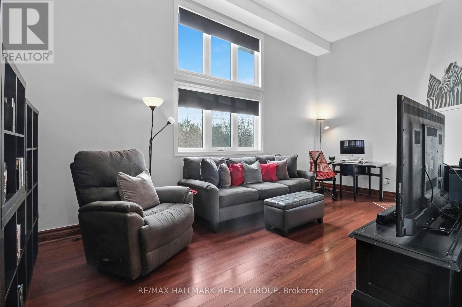 27 - 3205 Uplands Drive