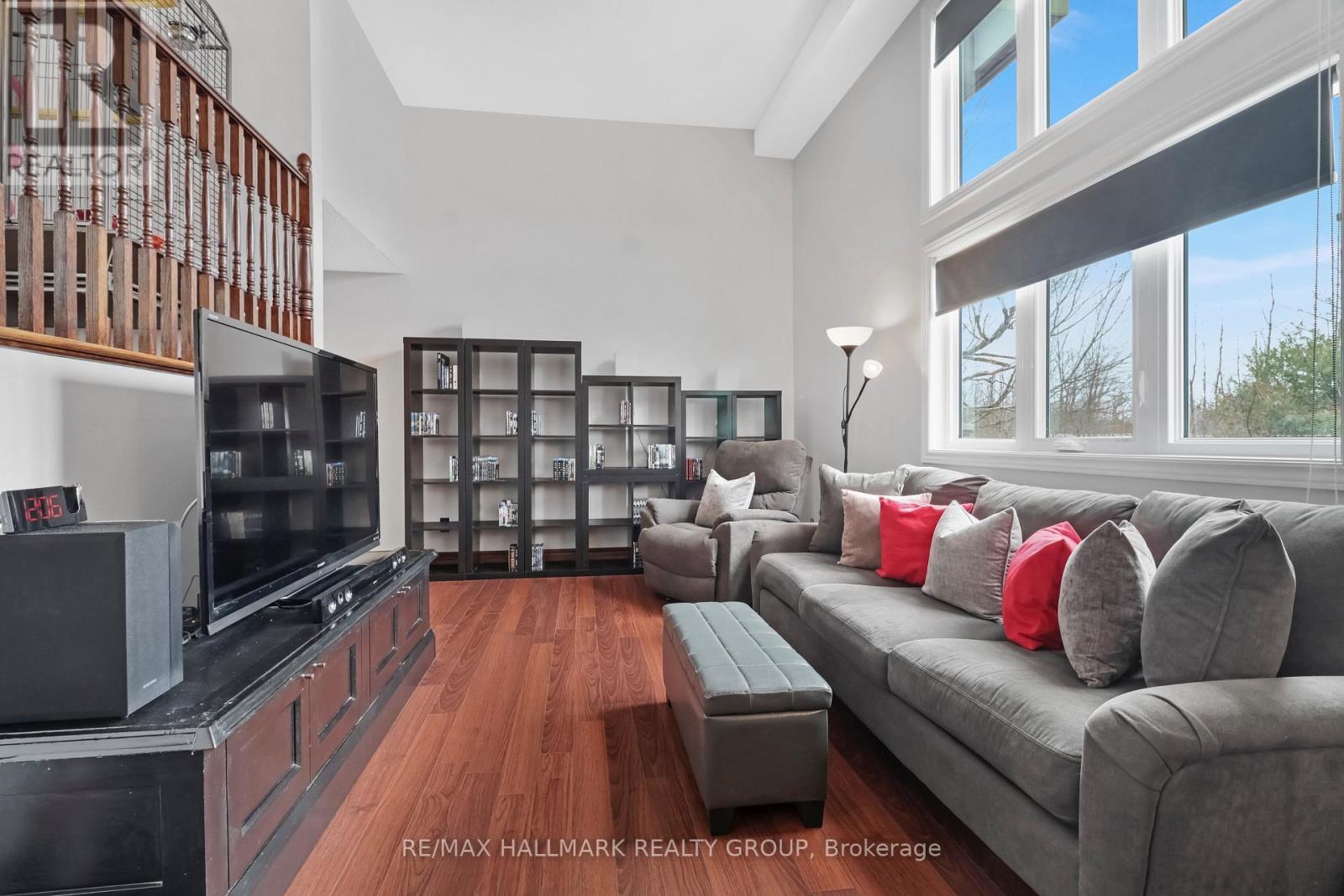 27 - 3205 Uplands Drive