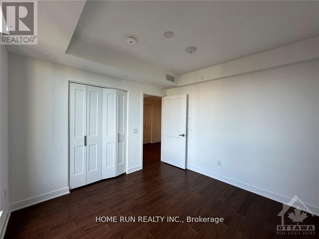 2411 - 340 Queen Street