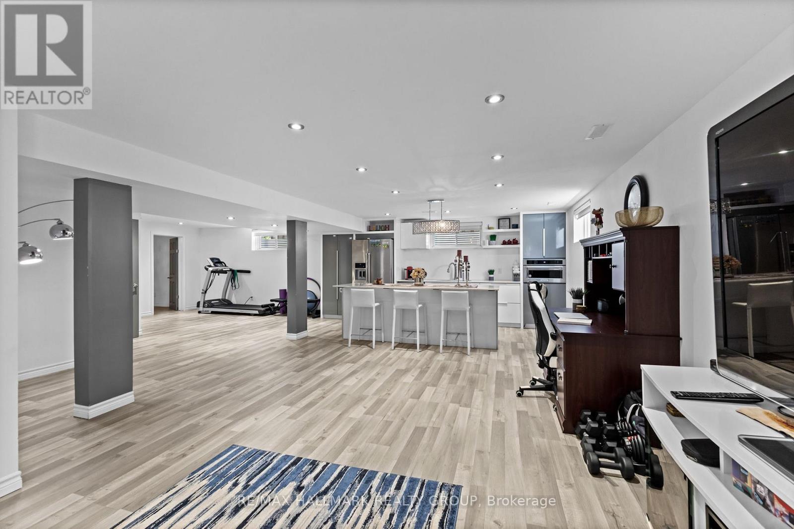 2266 Prospect Avenue