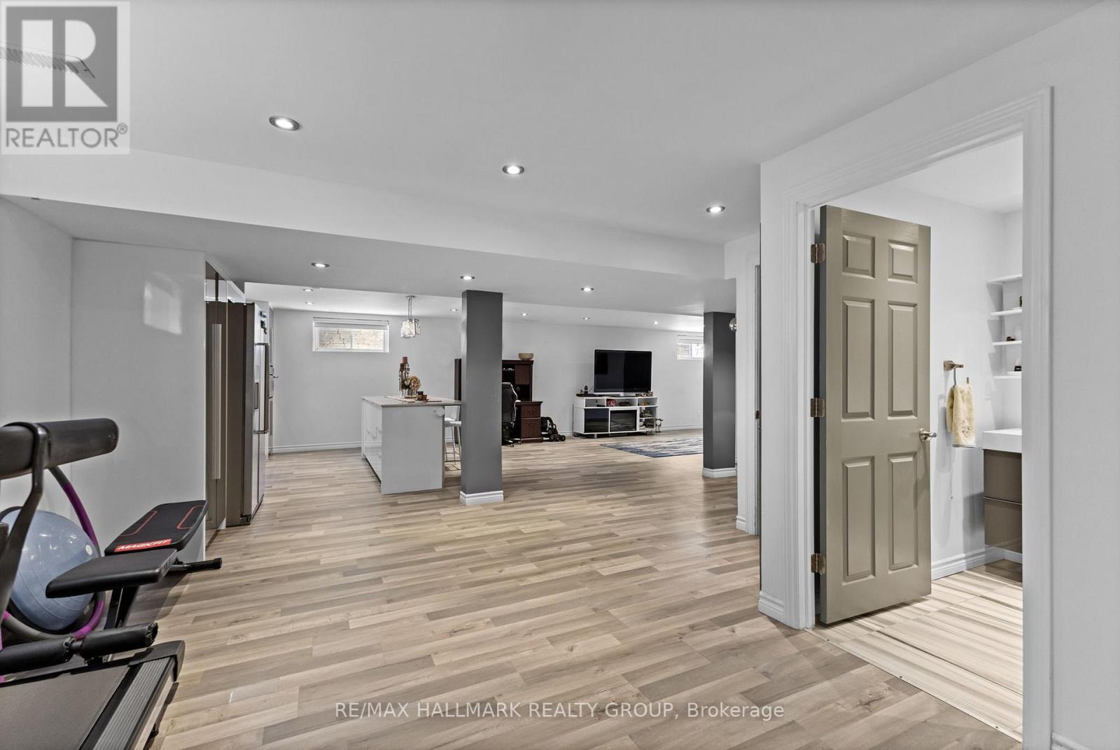 2266 Prospect Avenue