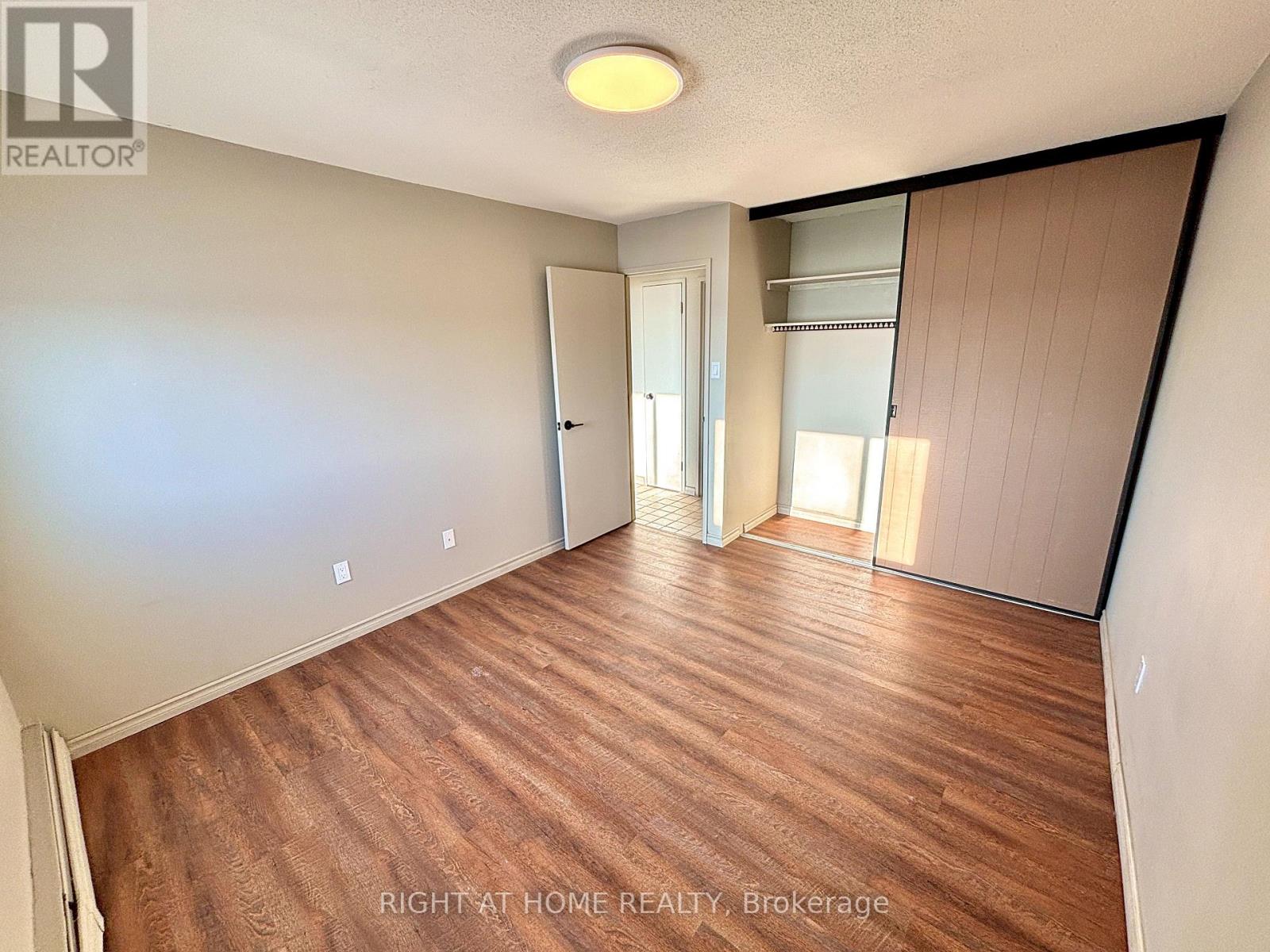 707 - 20 Chesterton Drive