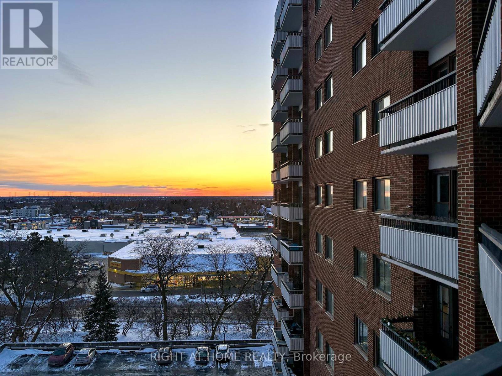 707 - 20 Chesterton Drive