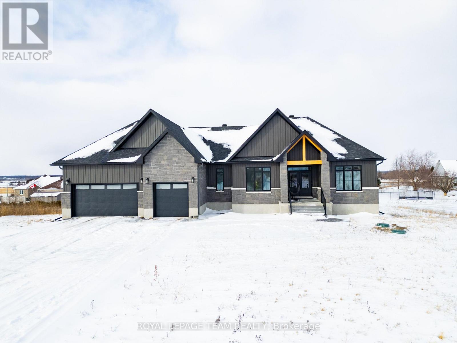 224 Trudeau Crescent