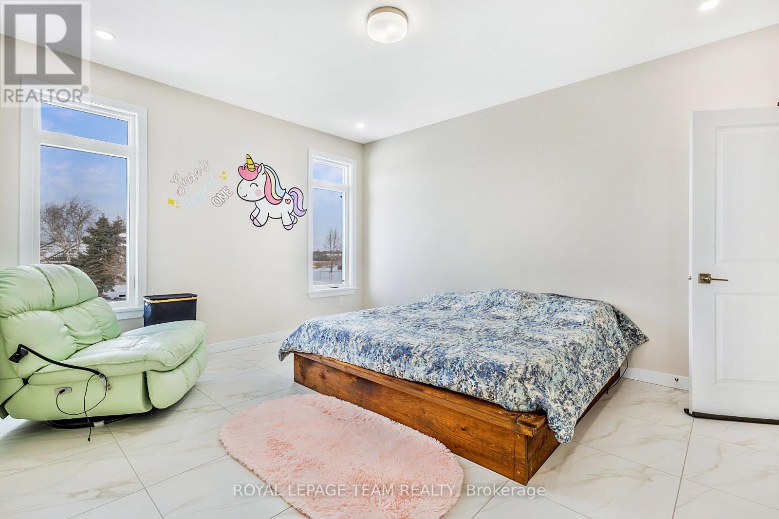 224 Trudeau Crescent