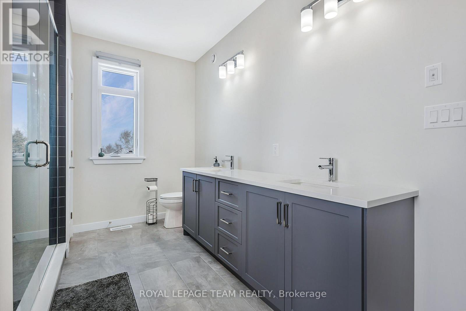 224 Trudeau Crescent