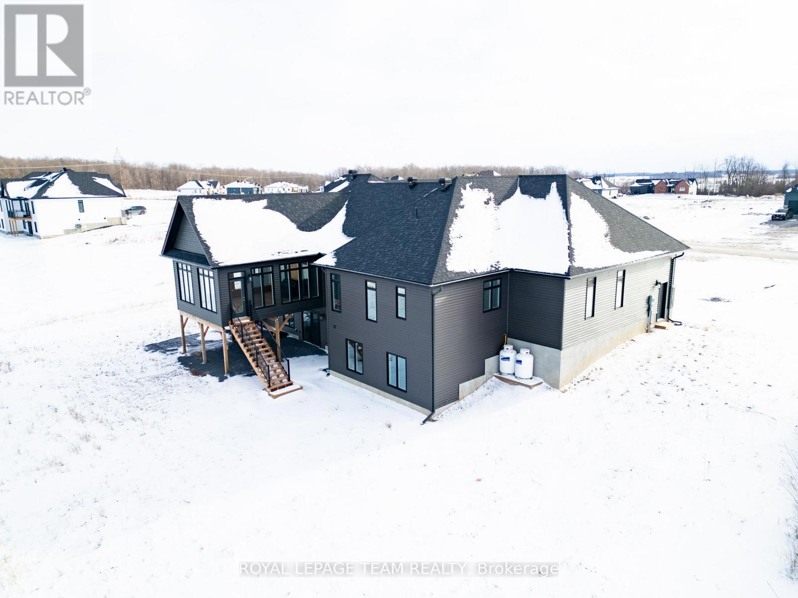 224 Trudeau Crescent