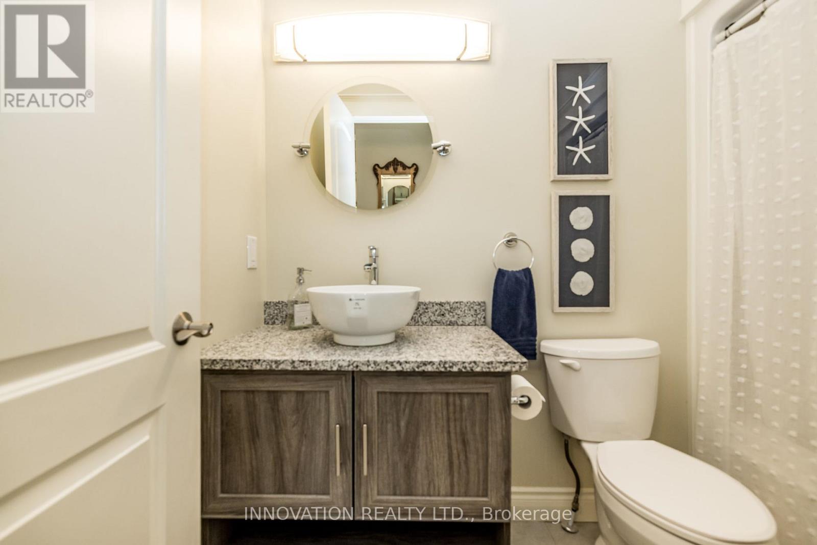 103 A Carriage Landing Drive