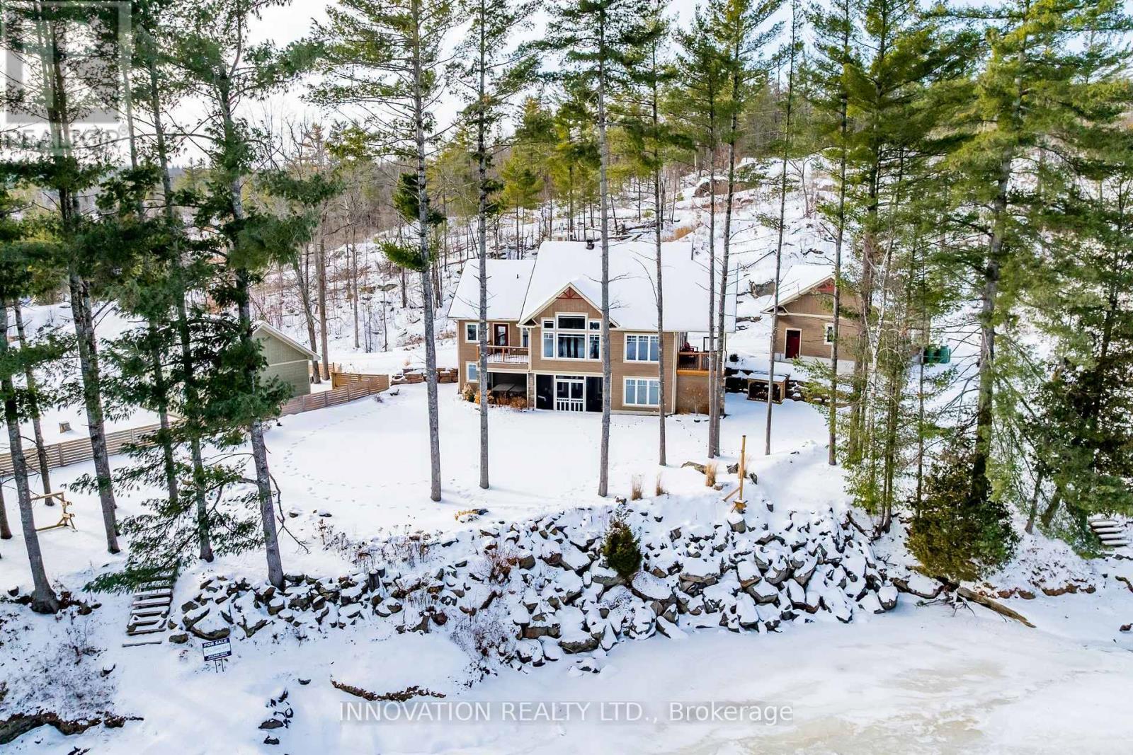 103 A Carriage Landing Drive