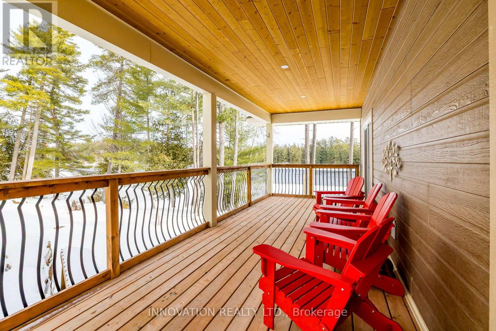 103 A Carriage Landing Drive