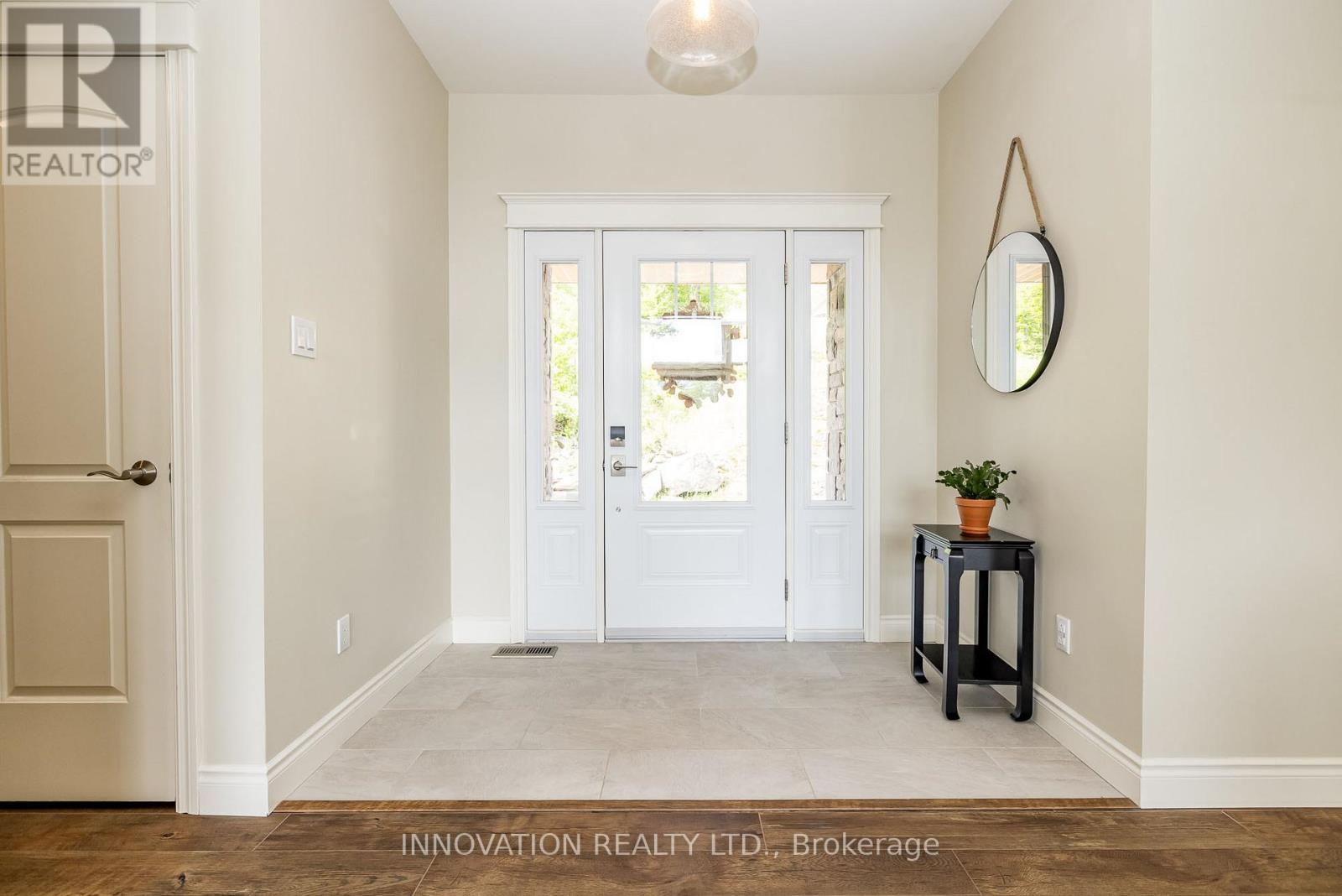 103 A Carriage Landing Drive