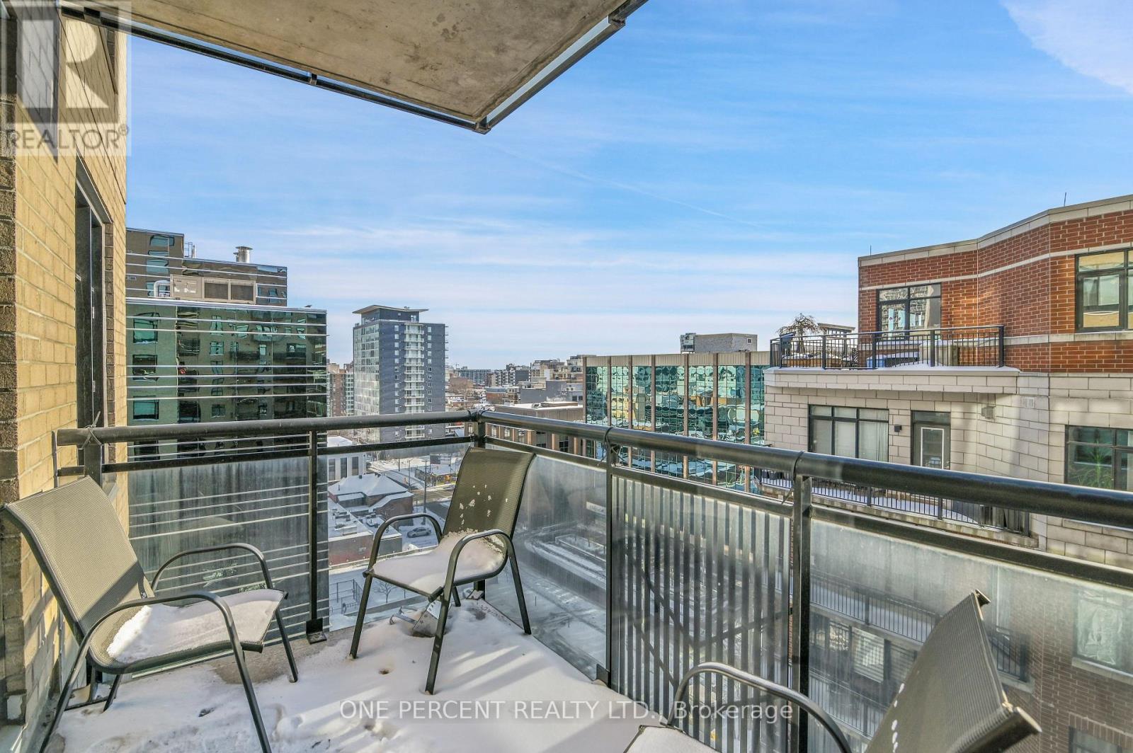 1112 - 235 Kent Street