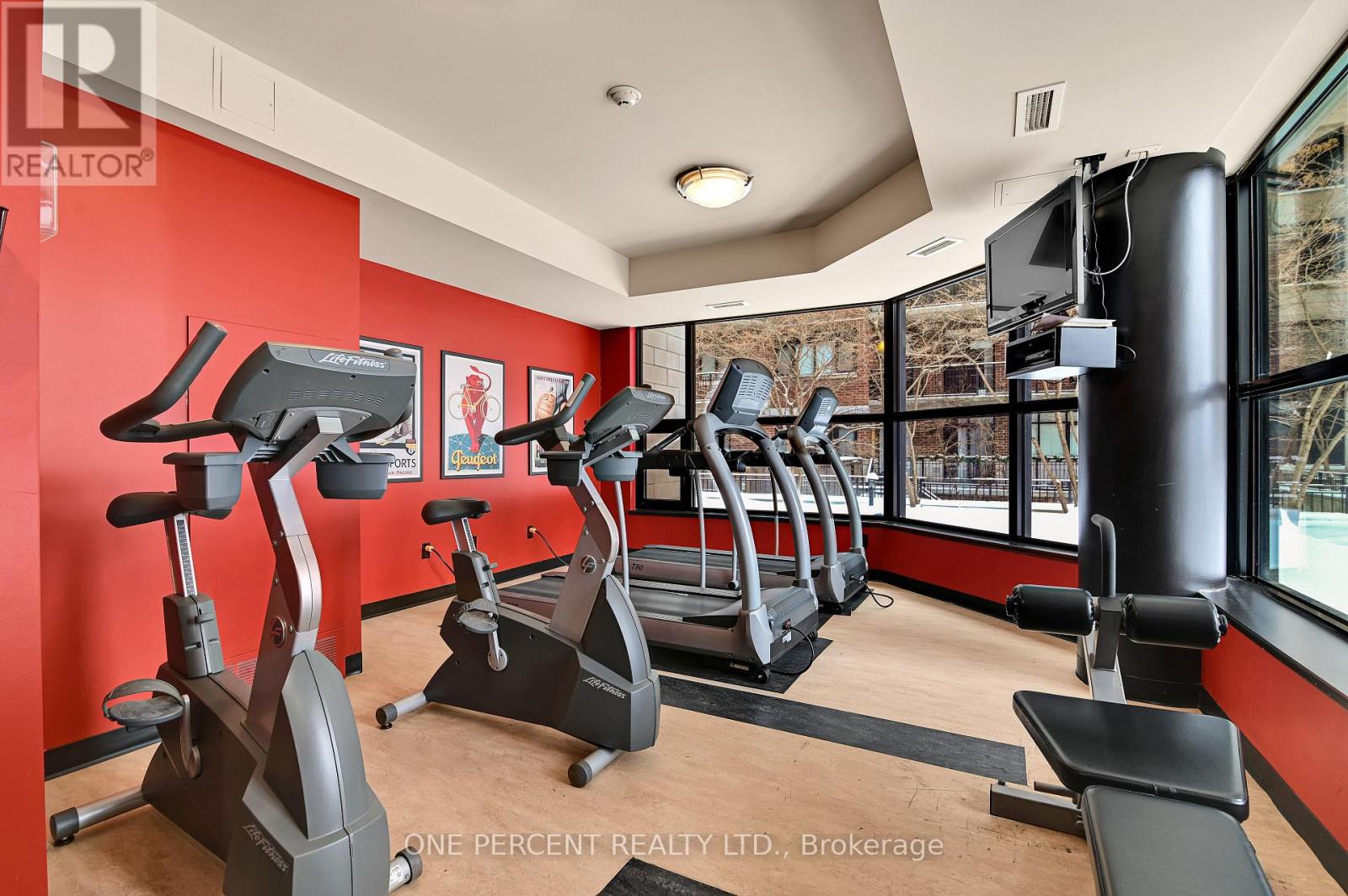 1112 - 235 Kent Street