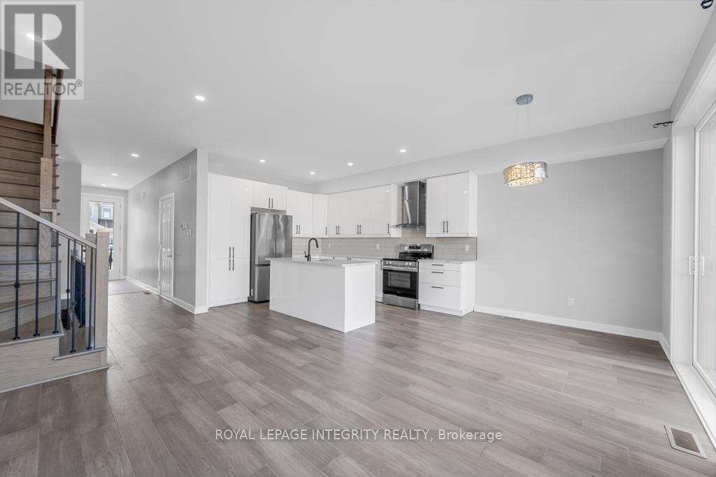 B - 875 Contour Street