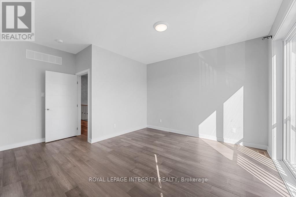 B - 875 Contour Street